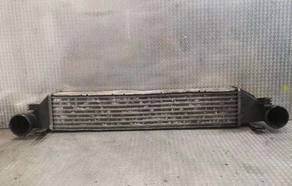 Mercedes-Benz C W203 Intercooler radiator 2035000400 A2035000400