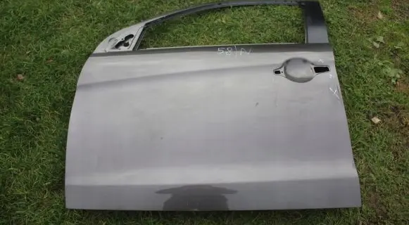 Mitsubishi ASX Front door