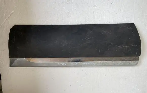 Volkswagen Touareg II Rear door trim (molding)