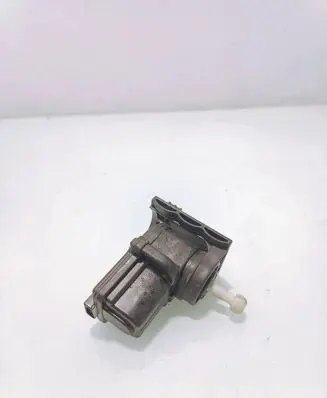 Ford Focus Headlight level adjustment motor VP7EKX13K198AB