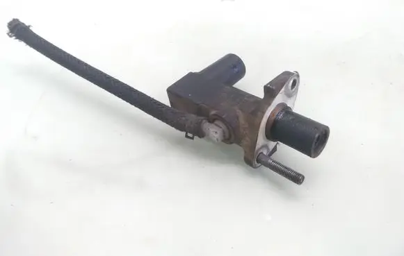 Mazda 6 Clutch master cylinder