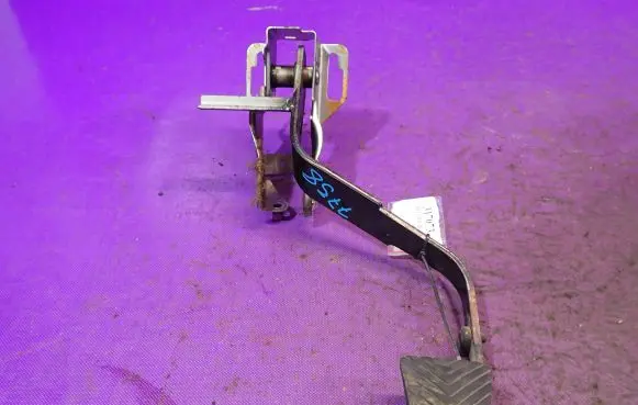 Clutch pedal