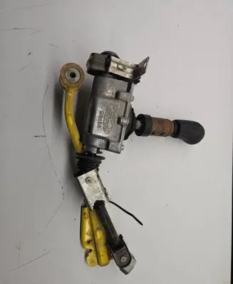 Ford Mustang V Gear shifter/selector G646A