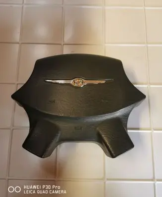 Chrysler Pacifica Steering wheel airbag 6002528