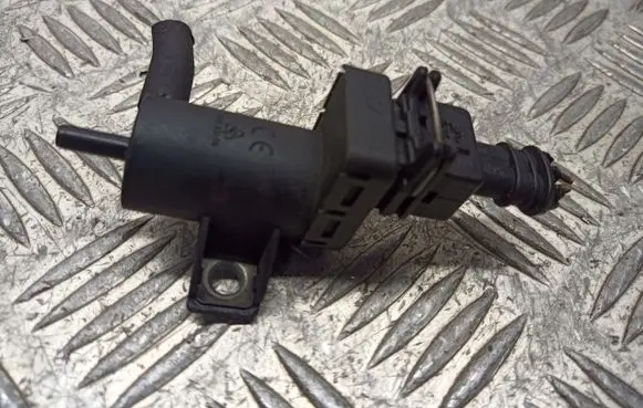 Renault Laguna II Valve vacuum 7700113709