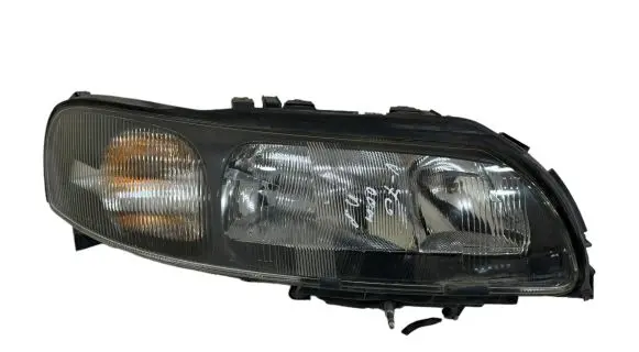 Volvo V70 Headlight/headlamp 8620687 89004806