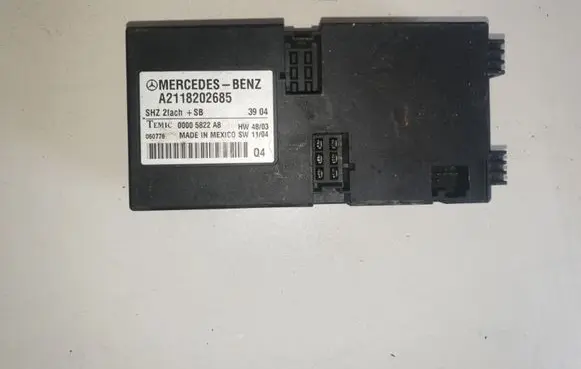 Mercedes-Benz E W211 Seat control module A2118202685