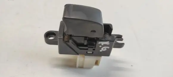 Nissan X-Trail T30 Electric window control switch 4902Z