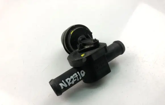 Audi A4 S4 B8 8K Engine mount vacuum valve 701819809G