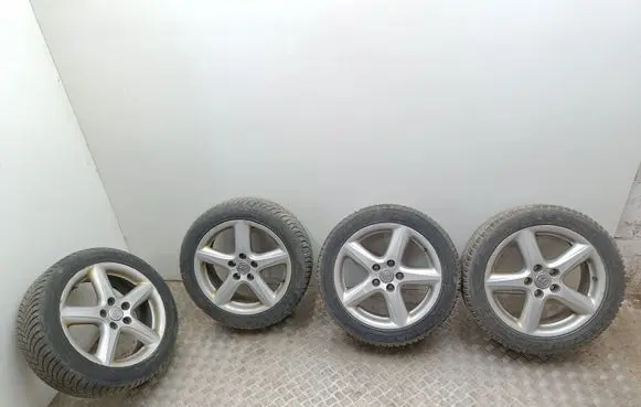 Toyota Avensis T250 R17 alloy rim 426110F080