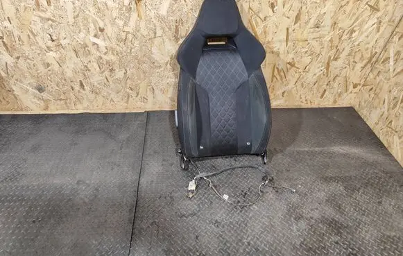 Skoda Kamiq Front passenger seat 