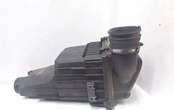 Air filter box