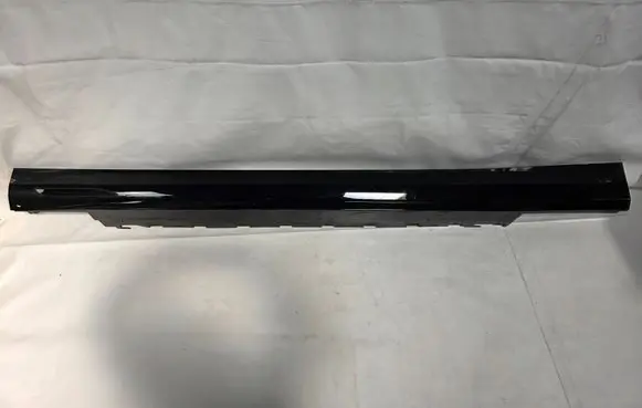 BMW 5 G60 G61 Foot area side trim 8084763