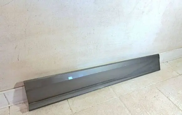 Audi Q8 Front door trim (molding) 4M8853960A 4M8853960