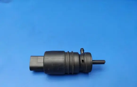 Mercedes-Benz CLK A209 C209 Windscreen/windshield washer pump