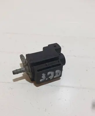 Audi A8 S8 D3 4E Vacuum valve 72240202 02T239 077906283C