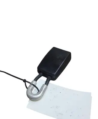 Volkswagen Caddy Middle seatbelt buckle (rear) 7H0857740