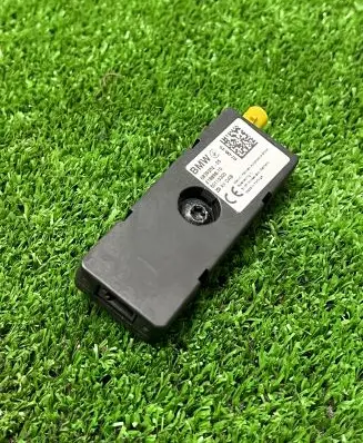 BMW X5 G05 Aerial GPS antenna 6839352 21889810 50110300