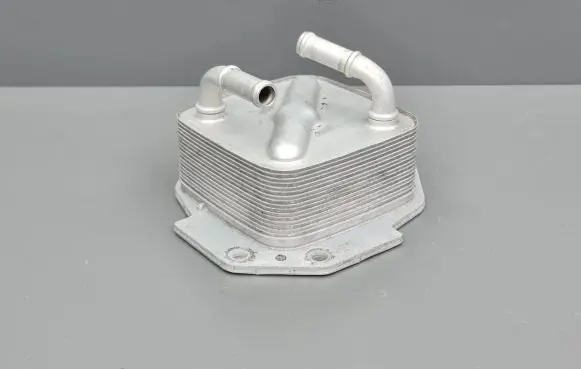 Mazda 6 Oil filter mounting bracket 3Y14