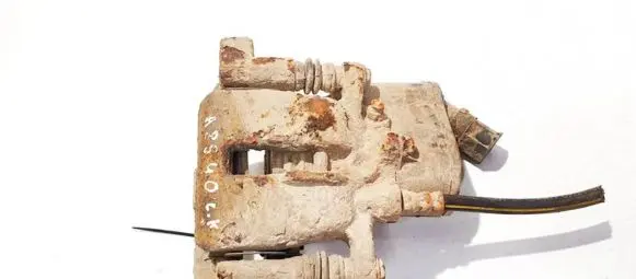 Audi A6 S6 C6 4F Rear brake caliper 32332082