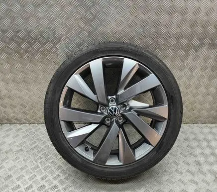 Volkswagen Taigo R18 alloy rim 2GM601025B 2GM601025L