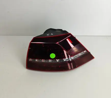 Volkswagen Golf VII Rear/tail lights 5G0945208C