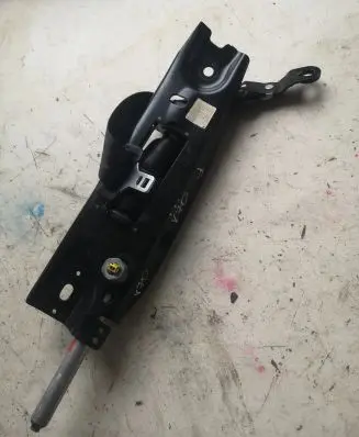 Volvo V70 Front seatbelt 6041213