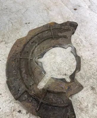 Jeep Grand Cherokee (WK) Front brake disc dust cover plate 