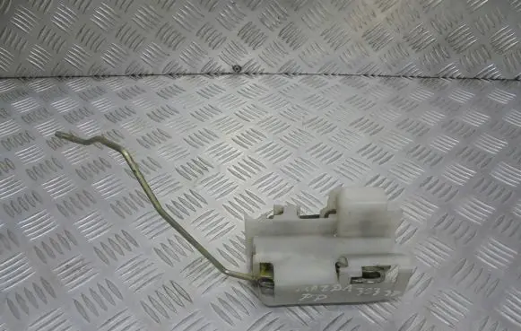 Mazda 323 Front door lock