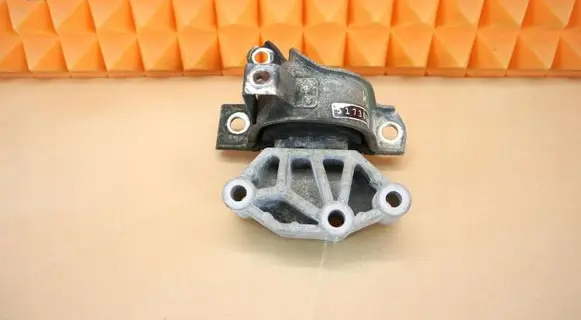 Ford Ka Engine mount bracket 51730868