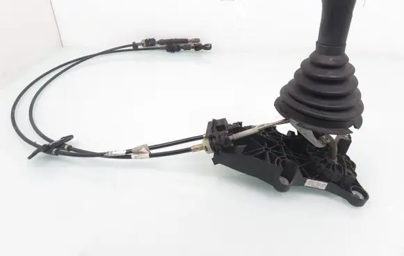 Ford Fiesta Gear shifter/selector 2S6R7C453ME
