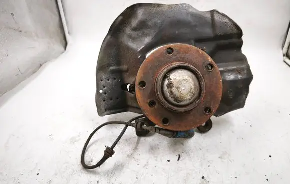 BMW 3 E46 Front wheel hub