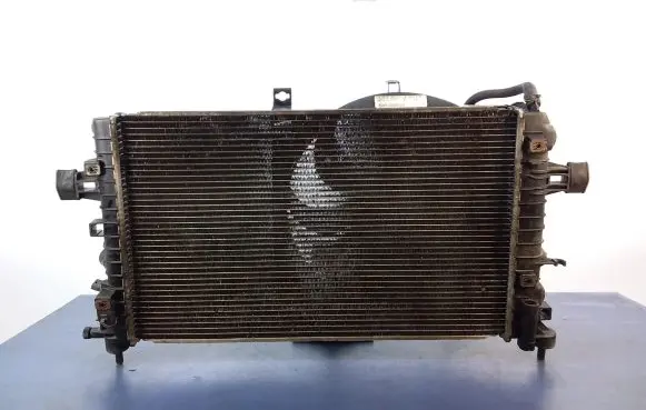 Coolant radiator