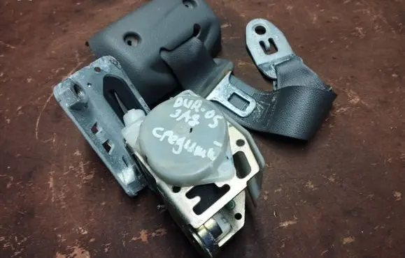 Dodge Durango II Rear seatbelt