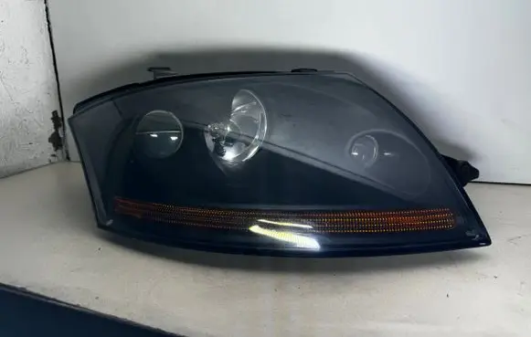 Audi TT Mk1 Headlight/headlamp 1305235395 1J0941295A 1305219094