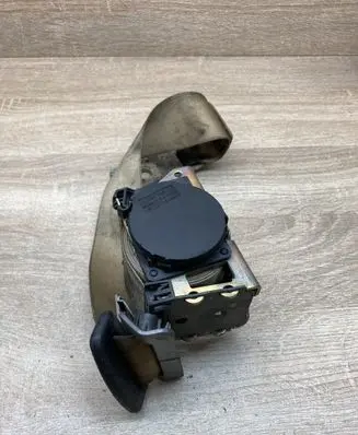 BMW 7 E65 E66 Rear seatbelt 7025410