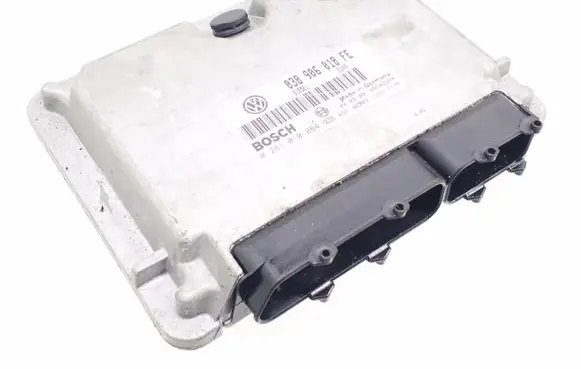 Volkswagen PASSAT B5 Engine control unit/module 038906018FE