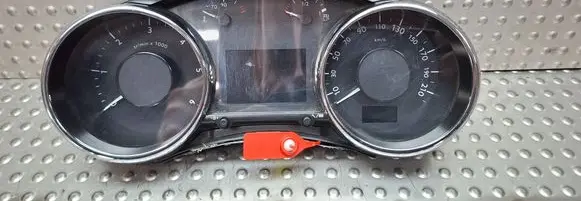 Peugeot 3008 I Speedometer (instrument cluster) S25053899 9676614680