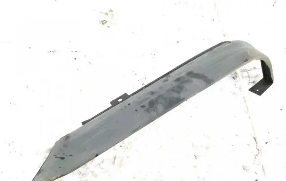 Rear bumper corner part panel trim
