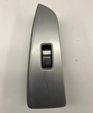 Toyota Land Cruiser (J120) Electric window control switch