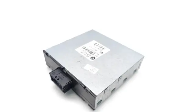 BMW X3 F25 Voltage converter inverter 9233143 6142923314302 8ES01013400