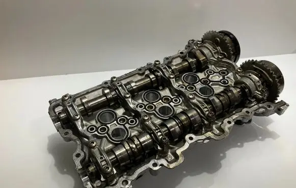 Porsche Cayenne (9Y0 9Y3) Engine head 06M103470H AHBGD01 0210170154