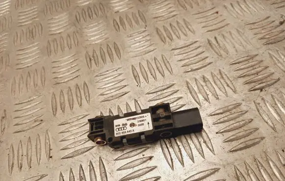 Audi A4 S4 B6 8E 8H Airbag deployment crash/impact sensor 8E0959643A