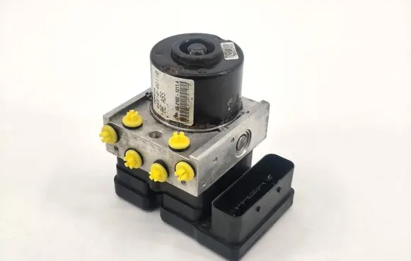 Toyota Yaris ABS Pump 445100D110 895410D060 06210212114