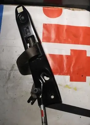 Volvo XC90 Front seatbelt 6008818