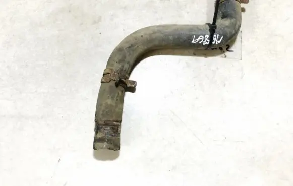 Volkswagen Golf III Engine coolant pipe/hose