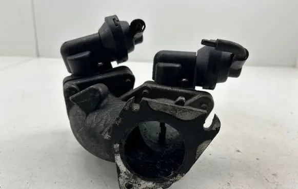Peugeot 307 Throttle valve 9638246680 0928400432 130601