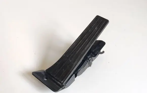 BMW X5 F15 Accelerator throttle pedal 6853175 6PV01043533 12037313DE