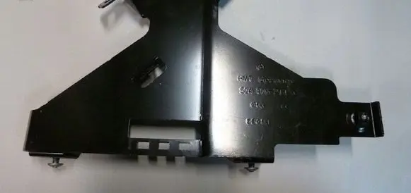 Volkswagen Touran III Engine control unit holder 5QA906214A