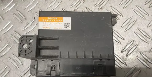 Toyota Prius (XW30) Climate control unit 8865047060